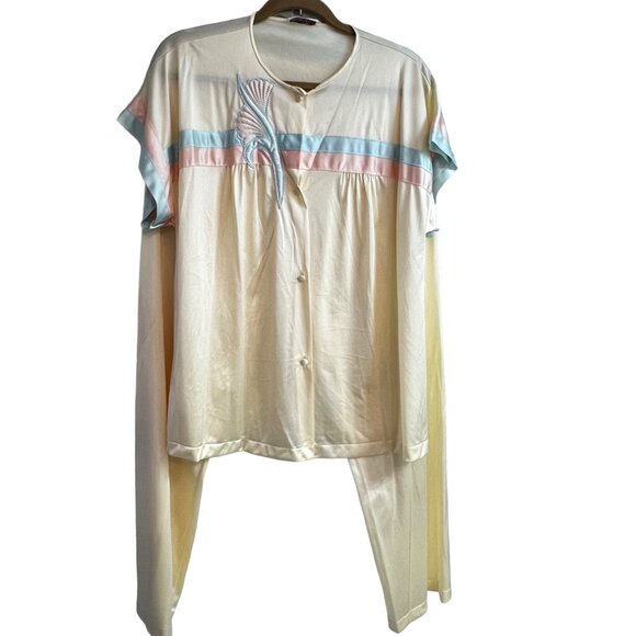 Vintage Vanity Fair Yellow Nylon Pajama Set With Embroidered Feather Design - Picture 1 of 8